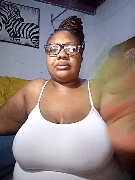 Snapshot of YELLOW_BONE chatting on 26, 4, 2026 YELLOW BONE online show from 26, 4, 2026