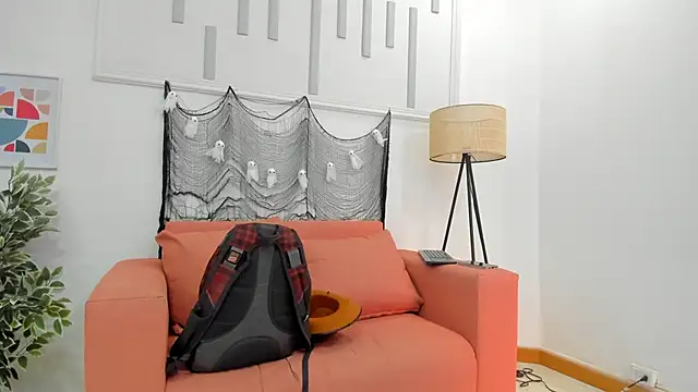 Snapshot of veronica_salas chatting on 31, 10, 2025 veronica salas online show from 31, 10, 2025