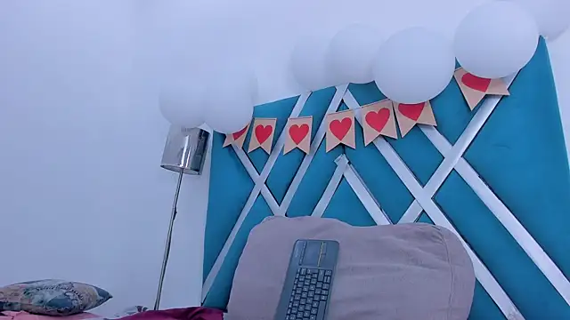 Snapshot of veronica_salas chatting on 19, 2, 2026 veronica salas online show from 19, 2, 2026