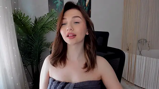 GracefulLook online show from 28, 2, 2025