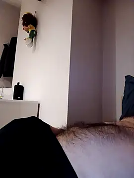 Snapshot of Alainsolo chatting on 11, 9, 2025 Alainsolo online show from 11, 9, 2025