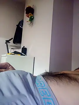 Snapshot of Alainsolo chatting on 16, 9, 2025 Alainsolo online show from 16, 9, 2025