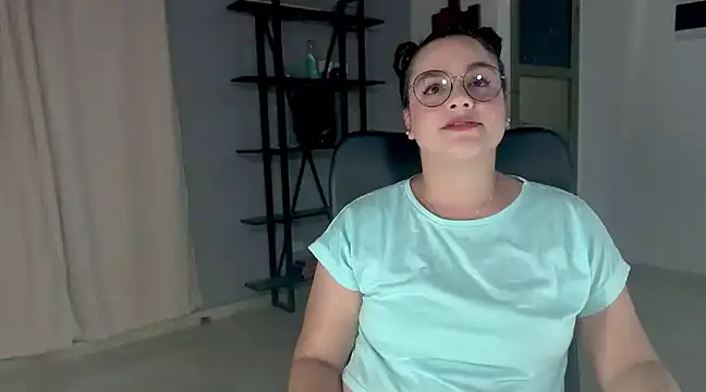 Snapshot of maela1 chatting on 20, 12, 2024 maela1 online show from 20, 12, 2024