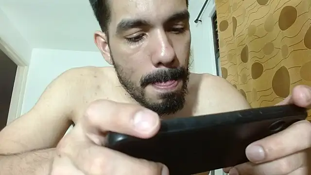 JohanyLatino online show from 12, 1, 2025