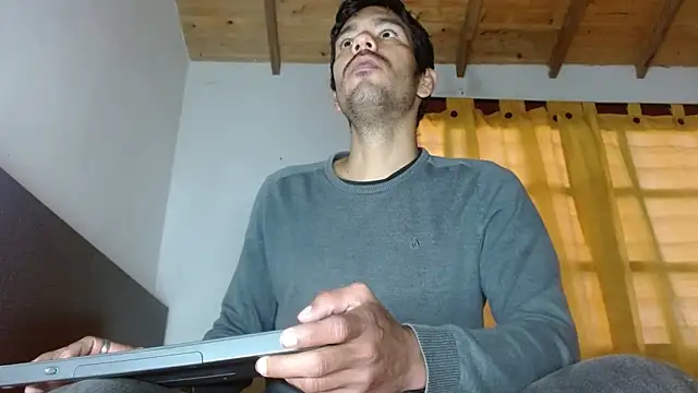 Snapshot of JohanyLatino chatting on 21, 6, 2026 JohanyLatino online show from 21, 6, 2026