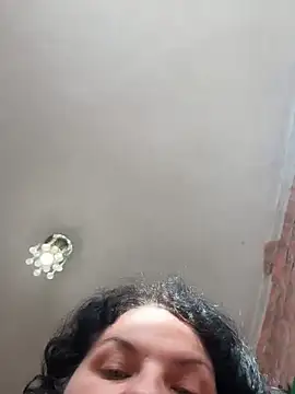 Taisia W online show from 27, 2, 2025