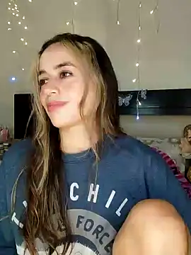 Snapshot of Natalia_Suarez chatting on 30, 12, 2024 Natalia Suarez online show from 30, 12, 2024