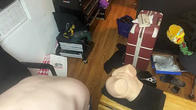 Snapshot of leanjamesdean chatting on 10, 4, 2026 leanjamesdean online show from 10, 4, 2026