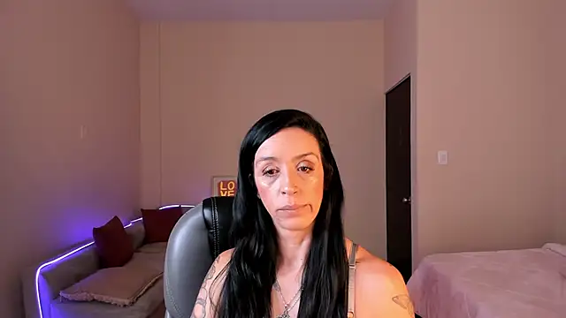 Kristen Garner online show from 19, 5, 2026