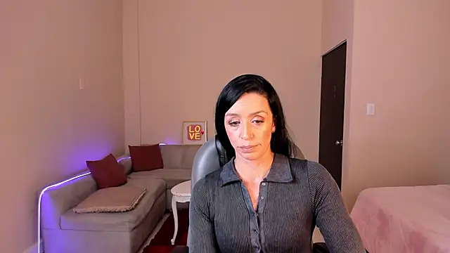 Kristen Garner online show from 25, 5, 2026