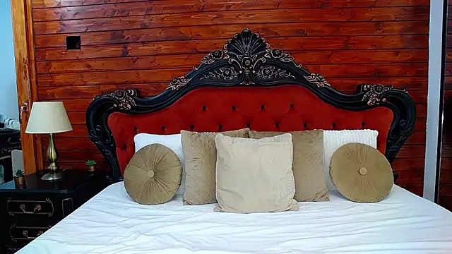 SuzanneKer1 online show from 7, 1, 2026