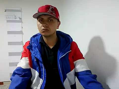 saraa foxxsquirt online show from 24, 4, 2026