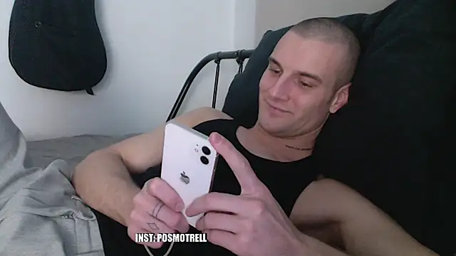 ETHAN MOORE online show from 25, 2, 2026