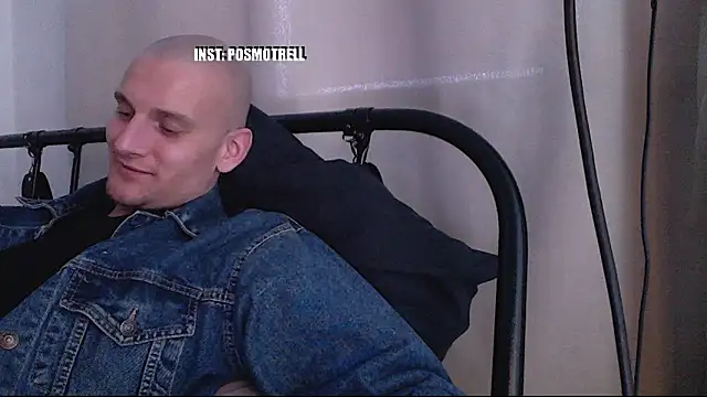 ETHAN MOORE online show from 13, 4, 2026