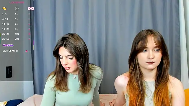 Snapshot of AnnaTeona chatting on 10, 3, 2025 AnnaTeona online show from 10, 3, 2025