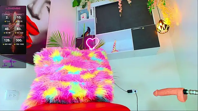 SQUIRT4UMEGAN online show from 9, 3, 2025