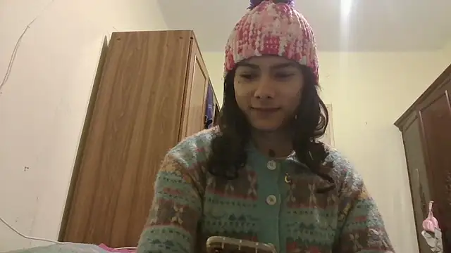 calliemaggotbone online show from 10, 1, 2026