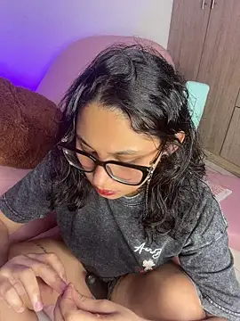 Snapshot of Cuteprincess21 chatting on 5, 5, 2026 Cuteprincess21 online show from 5, 5, 2026
