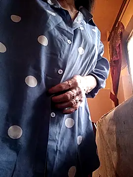 Snapshot of Lovely_Lori chatting on 1, 12, 2025 Lovely Lori online show from 1, 12, 2025