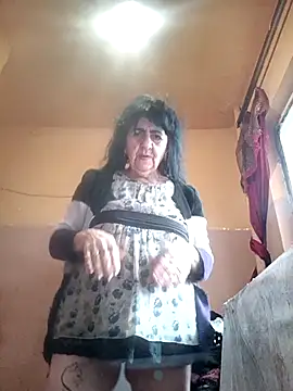 Snapshot of Lovely_Lori chatting on 6, 2, 2026 Lovely Lori online show from 6, 2, 2026