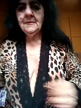 Snapshot of Lovely_Lori chatting on 4, 3, 2026 Lovely Lori online show from 4, 3, 2026