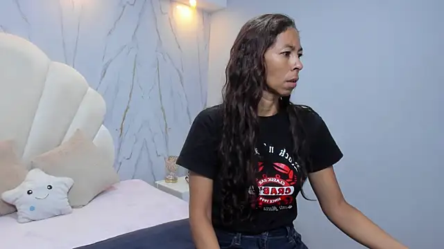 Snapshot of Rosalinda_Cortez chatting on 30, 12, 2024 Rosalinda Cortez online show from 30, 12, 2024