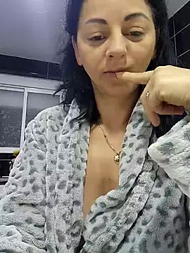 Snapshot of bruneta_sexy23 chatting on 17, 2, 2025 bruneta sexy23 online show from 17, 2, 2025