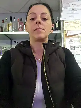 Snapshot of bruneta_sexy23 chatting on 17, 3, 2025 bruneta sexy23 online show from 17, 3, 2025