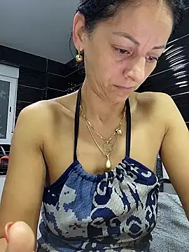 Snapshot of bruneta_sexy23 chatting on 11, 10, 2025 bruneta sexy23 online show from 11, 10, 2025