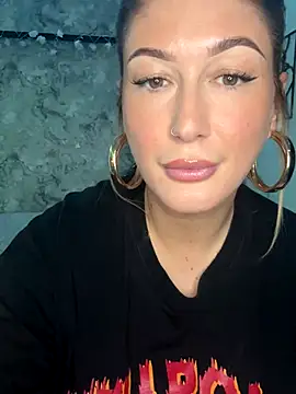 Snapshot of MissyLeeX chatting on 4, 10, 2025 MissyLeeX online show from 4, 10, 2025