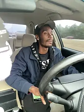 ITSONLYKENNY online show from 10, 2, 2025