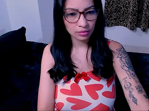 Snapshot of diana__34 chatting on 6, 10, 2025 diana 34 online show from 6, 10, 2025