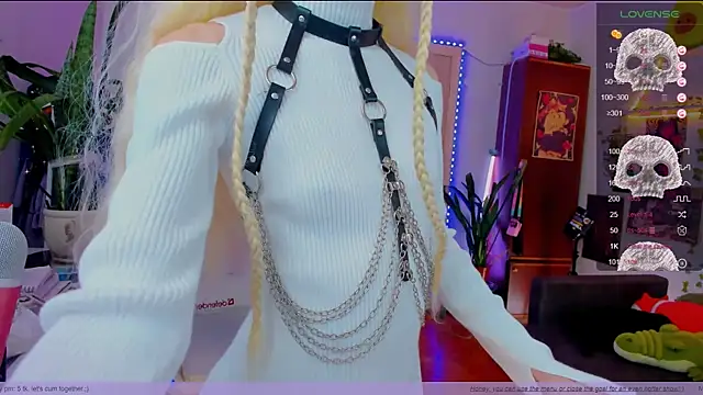 Snapshot of Fridart-house_Fortuna chatting on 7, 11, 2025 Fridart-house Fortuna online show from 7, 11, 2025