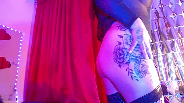 juanitared online show from 17, 2, 2026