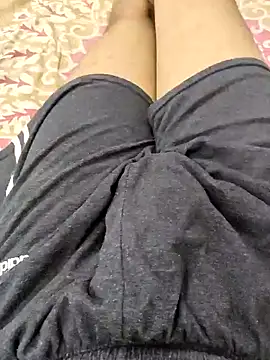 Snapshot of Horny_boy321 chatting on 9, 9, 2025 Horny boy321 online show from 9, 9, 2025