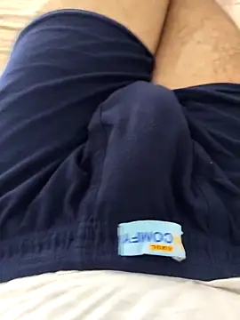 Snapshot of Horny_boy321 chatting on 3, 10, 2025 Horny boy321 online show from 3, 10, 2025