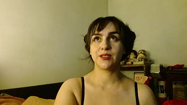 Snapshot of collette_beaufoy_ chatting on 8, 2, 2026 collette beaufoy online show from 8, 2, 2026