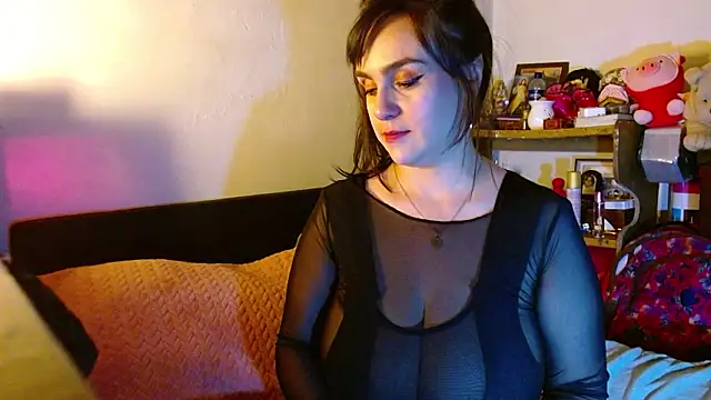 Snapshot of collette_beaufoy_ chatting on 21, 2, 2026 collette beaufoy online show from 21, 2, 2026