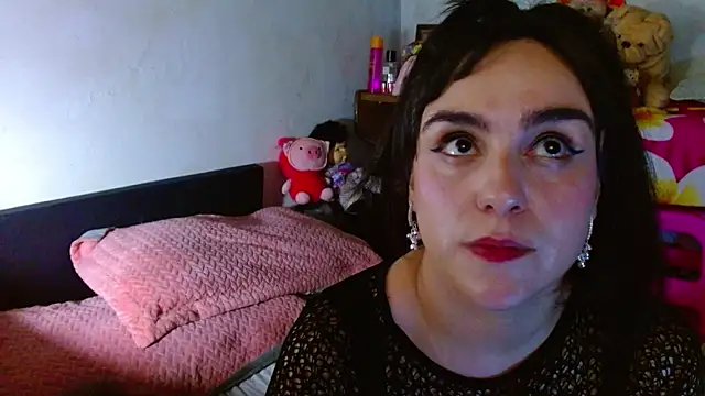 Snapshot of collette_beaufoy_ chatting on 6, 5, 2026 collette beaufoy online show from 6, 5, 2026
