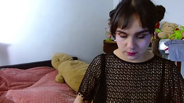 Snapshot of collette_beaufoy_ chatting on 8, 6, 2026 collette beaufoy online show from 8, 6, 2026