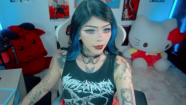 Snapshot of Deadly_Doll chatting on 30, 4, 2026 Deadly Doll online show from 30, 4, 2026