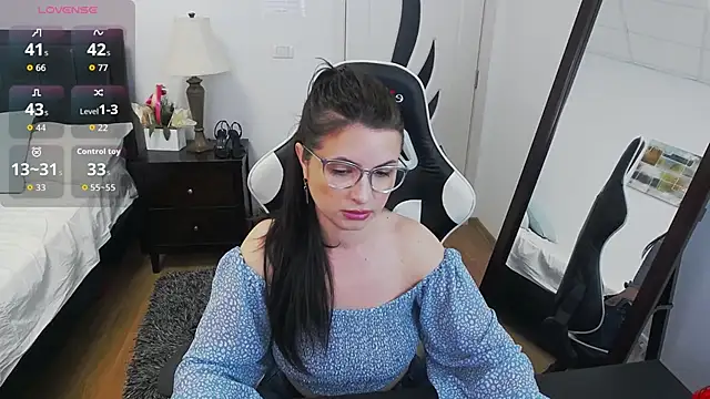 AmyPure  online show from 15, 4, 2026