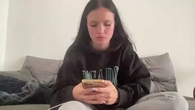 mariemelissah online show from 13, 2, 2026