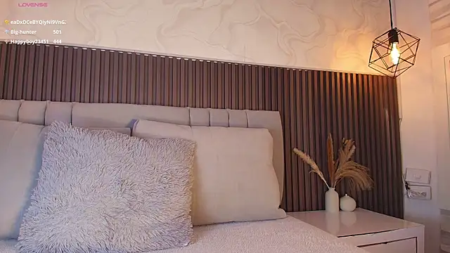 SHANONCLARK online show from 13, 12, 2025