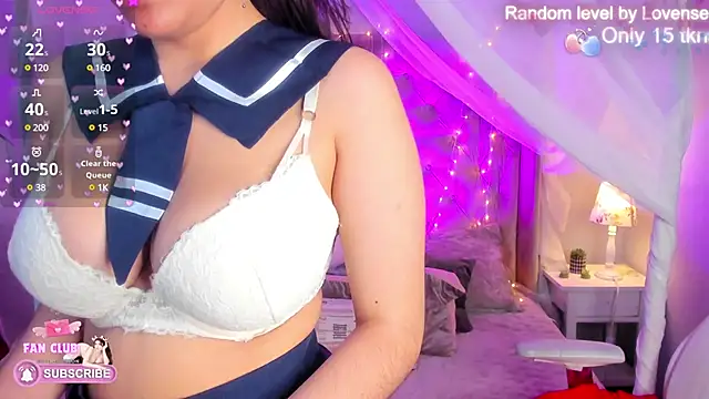 Snapshot of Ellie_Jhonson__ chatting on 4, 1, 2025 Ellie Jhonson   online show from 4, 1, 2025