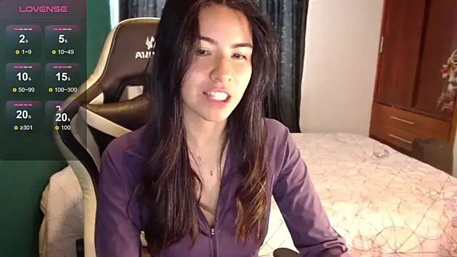 Snapshot of alice_middlee chatting on 16, 6, 2026 alice middlee online show from 16, 6, 2026
