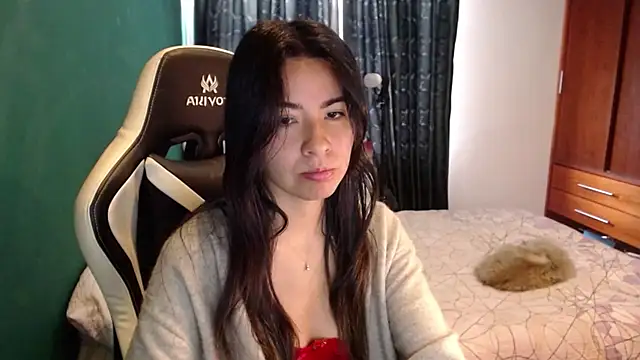 Snapshot of alice_middlee chatting on 22, 7, 2026 alice middlee online show from 22, 7, 2026