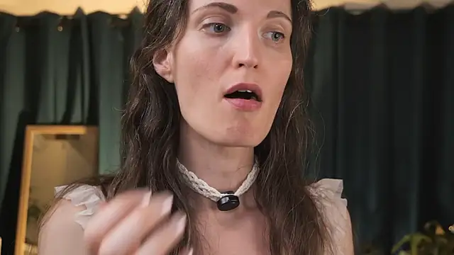 yulladao online show from 8, 4, 2026