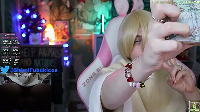 ShiroiFubuki online show from 24, 12, 2024