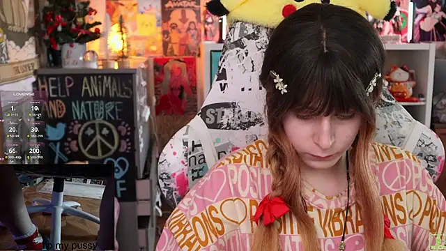 ShiroiFubuki online show from 18, 1, 2025